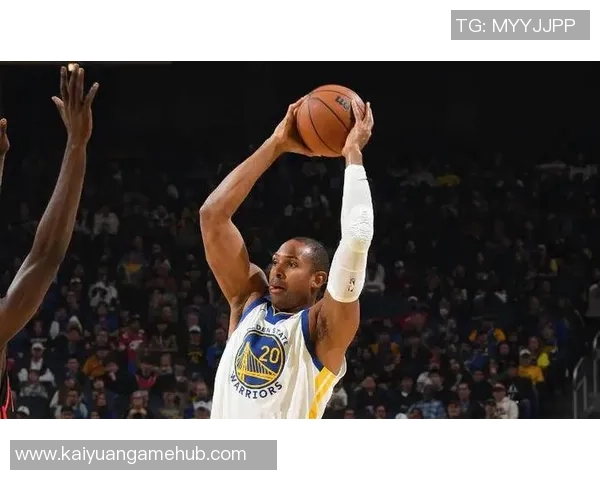 老将霍福德因右腿筋拉伤缺席第四节将进入每日观察状态 老将霍福德因右腿筋拉伤缺席第四节将进入每日观察状态